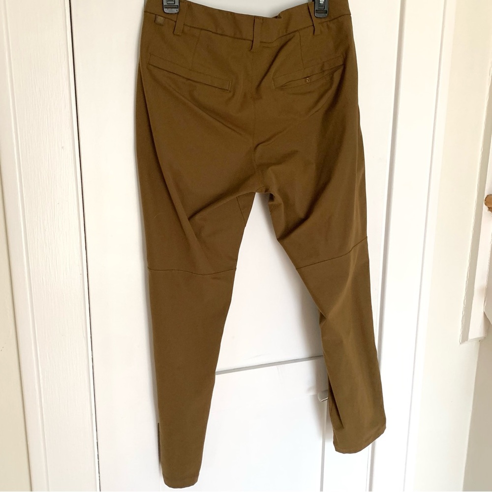 29. Men’s Size 30 LULULEMON Brown Commission Pants 27” inseam - Picture 2 of 4